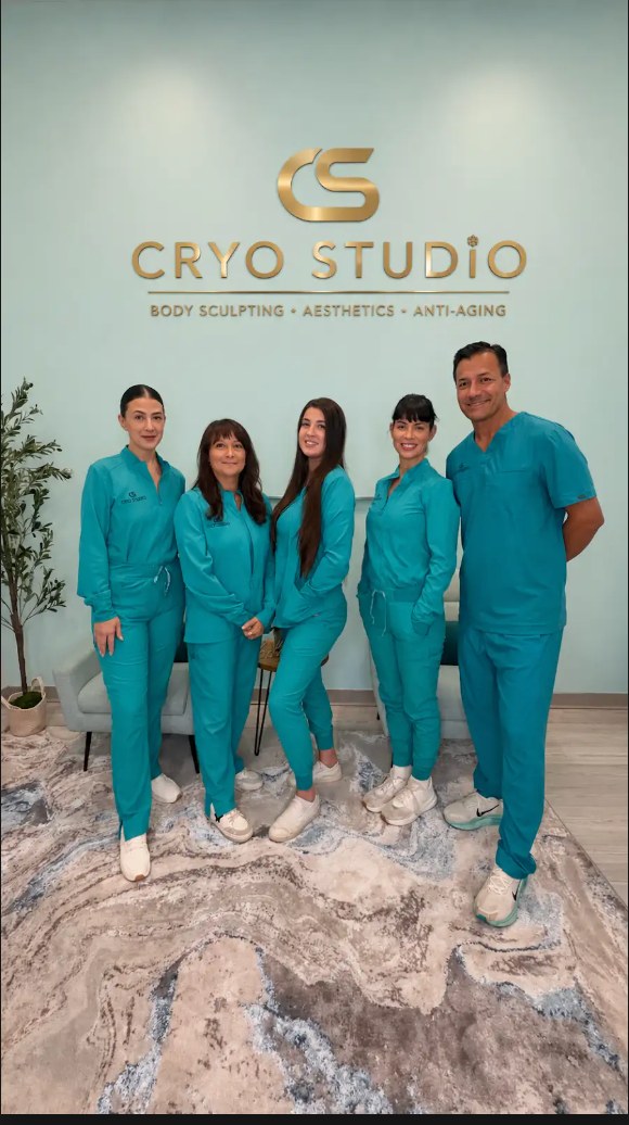 The Cryo Studio Sarasota team in the studio